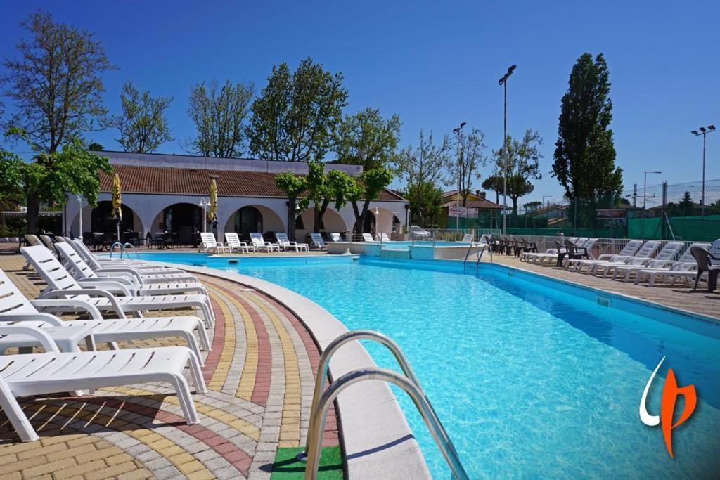 Hotel Gattuccio Чезенатіко Екстер'єр фото